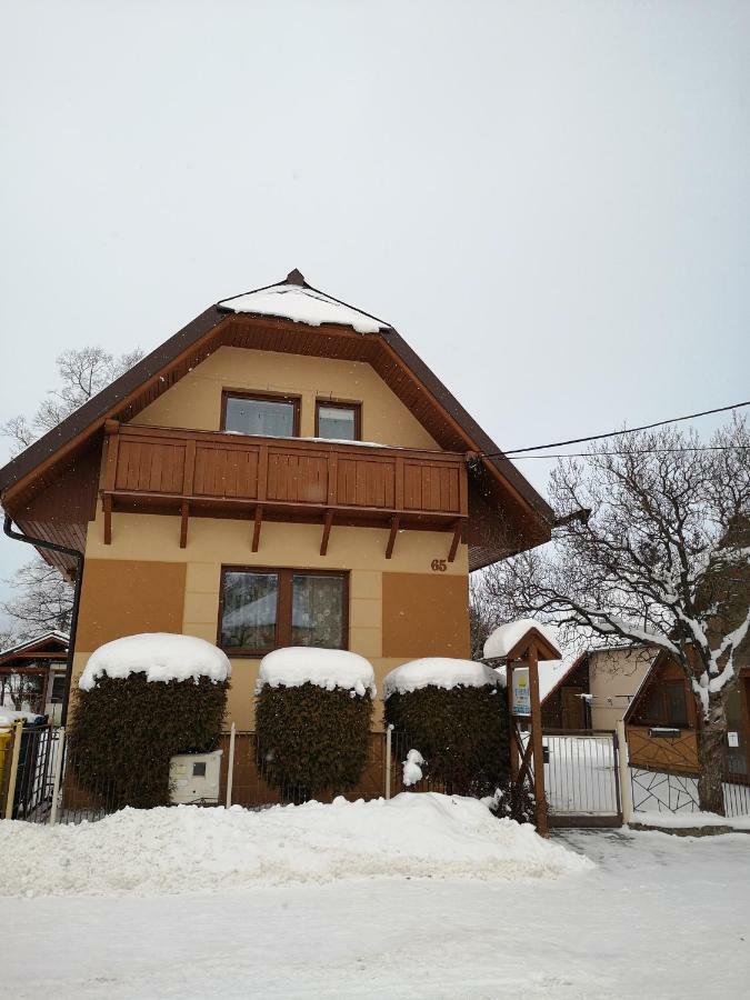 Vcielka Apartamento Bešeňová Exterior foto